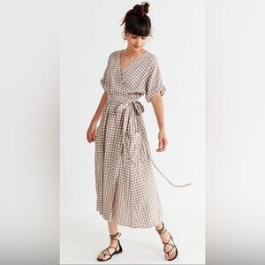 Urban Outfitters Gabrielle Linen Gingham Midi Wrap Dress Size XS